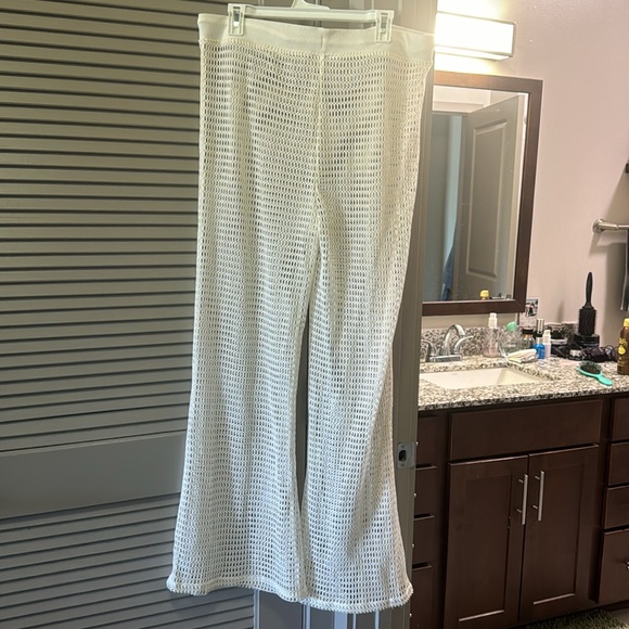 Shade and Shore High Waisted Coverup Pants - Picture 4 of 4